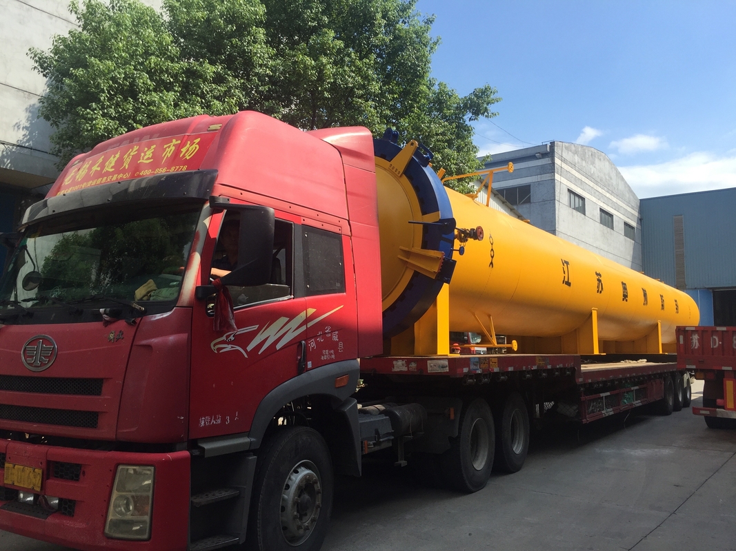 Suhu dan tekanan tinggi Tekanan Autoclave Kayu Untuk Industri Otomotif Oleh PLC Controller