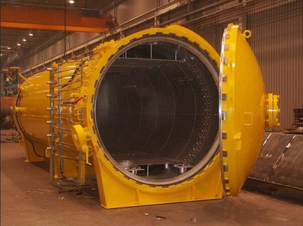 Tangki Horizontal Autoclave Tekanan Tinggi Dengan Segel Tiup / Kipas Sirkulasi Dan Pengontrol Suhu Yang Akurat
